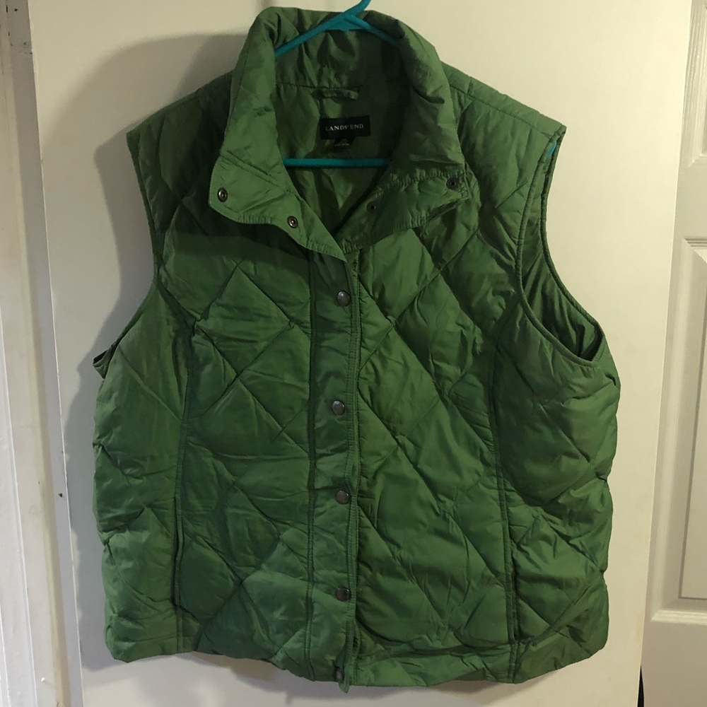 Lands’ End green puffer vest